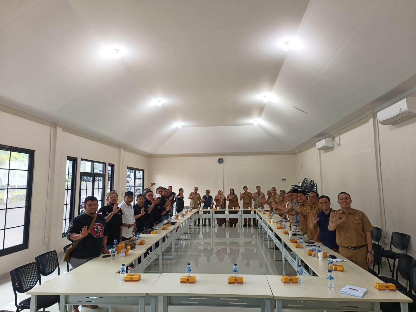 LSM KOMPAK Desak KCD Pendidikan Jabar Wilayah 5 Klarifikasi Dugaan Pelanggaran SPMB 2025 1 0444a1eb ea6e 4cb3 9f56 8ac518f1962b