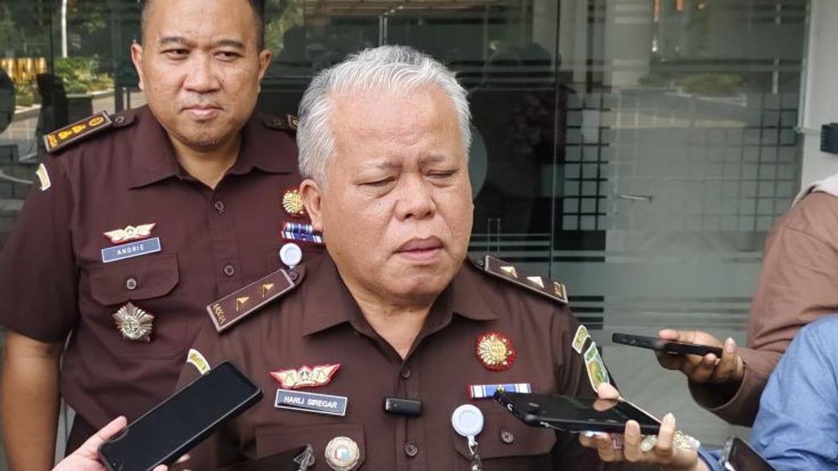 Kejagung Periksa Direktur Keuangan Pertamina Terkait Dugaan Korupsi Minyak Mentah 2018–2023 1 202504290810 main.cropped 1745889013