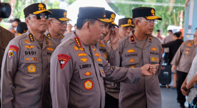 Jelang Panen Raya Jagung, Kapolri Jenderal Listyo Sigit Prabowo Tinjau Langsung Lokasi Strategis di Kalimantan Barat 1 Screenshot 2025 06 05 090123