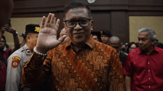 Febri Diansyah Bongkar Polemik Penyadapan KPK Tanpa Izin Dewas di Sidang Hasto 1 Screenshot 2025 06 06 091455