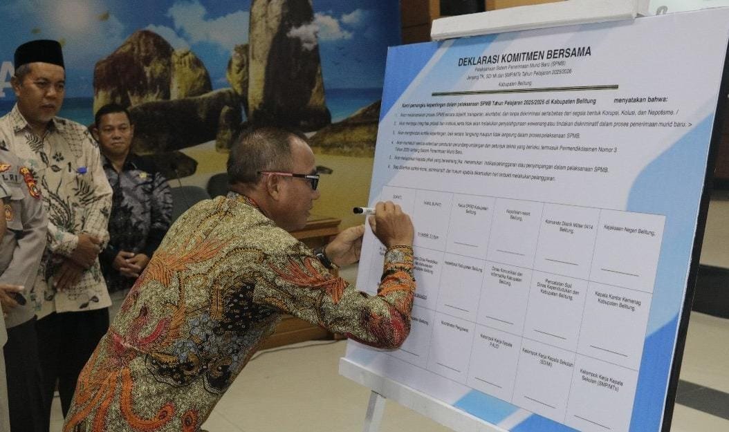 Bupati Belitung Tegaskan Pengawasan Ketat Penerimaan Murid Baru 2025-2026 1 WhatsApp Image 2025 06 16 at 08.47.33 307a49b9