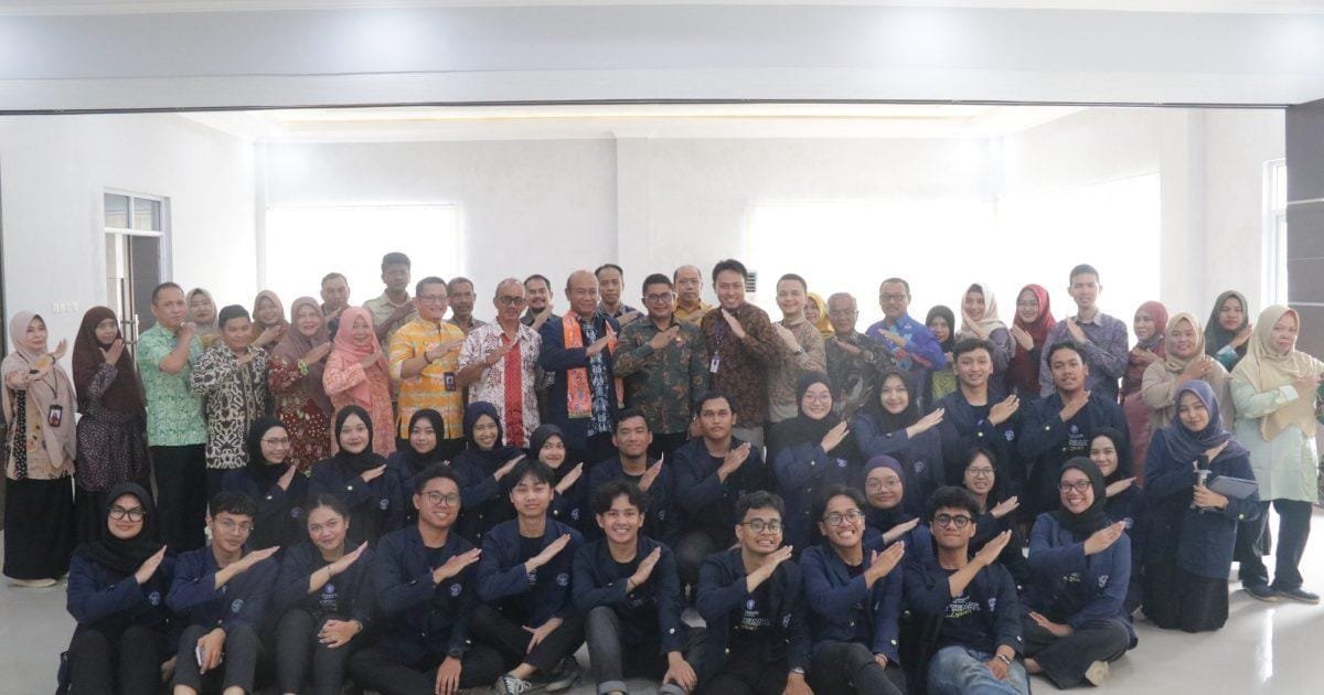 Mahasiswa IPB Disambut Hangat di Belitung: Sinergi Inovasi Anak Muda untuk Membangun Desa 1 WhatsApp Image 2025 06 28 at 09.39.18 63ffee9a