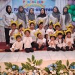 Kreasi Seni Akhir Tahun TK-TPQ Al-Hidayah Cianjur: Sederhana, Meriah, dan Sarat Makna WhatsApp Image 2025 06 28 at 10.09.20 09067b8e