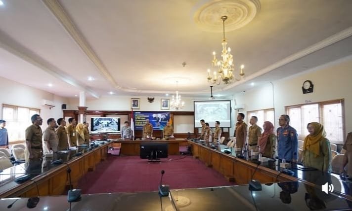 Wali Kota Sukabumi Lepas 16 PNS Purna Bakti: "Pensiun Bukan Akhir, Tapi Awal Kontribusi Baru" 1 WhatsApp Image 2025 06 30 at 17.51.58 be277293