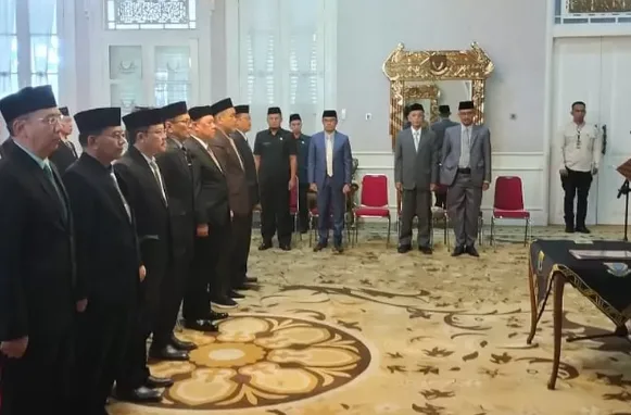 Bupati Cianjur Lantik 14 Pejabat Eselon II, Rotasi Jabatan untuk Perkuat Kinerja Pemerintahan