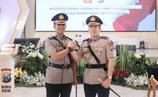 Kapolres Bojonegoro Resmi Berganti, AKBP Mario Prahatinto Dimutasi ke Mabes Polri, AKBP Afrian Satya Permadi Jadi Pengganti