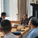 Gebrakan Pendidikan di Sukabumi! Sekda Ade Suryaman Tegaskan Dukungan Penuh terhadap Program Kuliah Gratis untuk Mahasiswa Berprestasi dan Kurang Mampu Screenshot 2025 07 21 145335