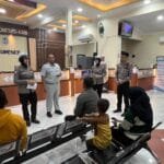 Lewat Samsat, Kasat Lantas Polres Sumenep Bangkitkan Kesadaran Warga soal Bahaya Laka Lantas WhatsApp Image 2025 07 19 at 16.56.27 5c18c441