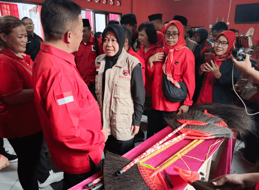 Tiga Ketua DPP PDI Perjuangan Kunjungi Sukabumi: Salurkan PIP, Dukung UMKM, dan Soroti Isu Stunting 2 Screenshot 2025 08 13 195033