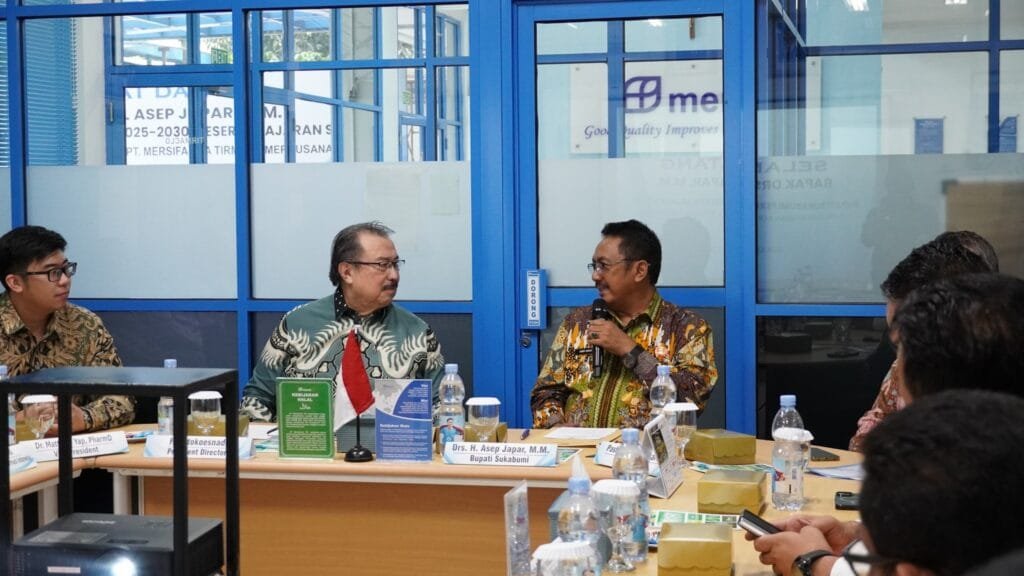 Bupati Sukabumi Kunjungi PT Mersifarma Tirmaku Mercusana, Dorong Peningkatan Dunia Usaha dan Penyerapan Tenaga Kerja 2 553678534 1195411949287308 5092310598921859519 n 1