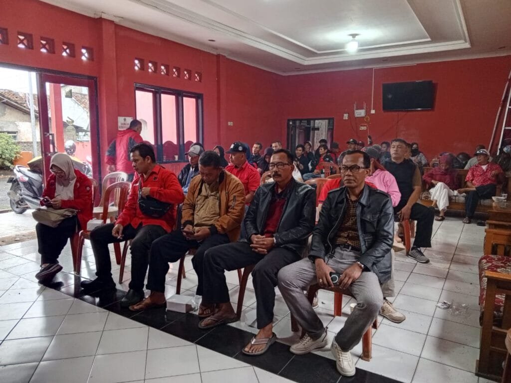 Reses Hj. Elis Ernawati Ajak Kader PDI Perjuangan Proaktif Tangani Stunting dan Gizi Buruk 2 WhatsApp Image 2025 09 17 at 20.03.33 23d1fad6