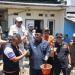 Bupati Sukabumi Resmi Letakkan Batu Pertama Pembangunan Rumah Bagi Korban Banjir Bandang di Palabuhanratu Screenshot 2025 10 14 194848