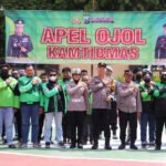 Kapolres Sumenep Ajak Komunitas Ojek Online Jadi Pelopor Kamtibmas Di Kota Keris WhatsApp Image 2025 10 24 at 14.11.58 dd889e24