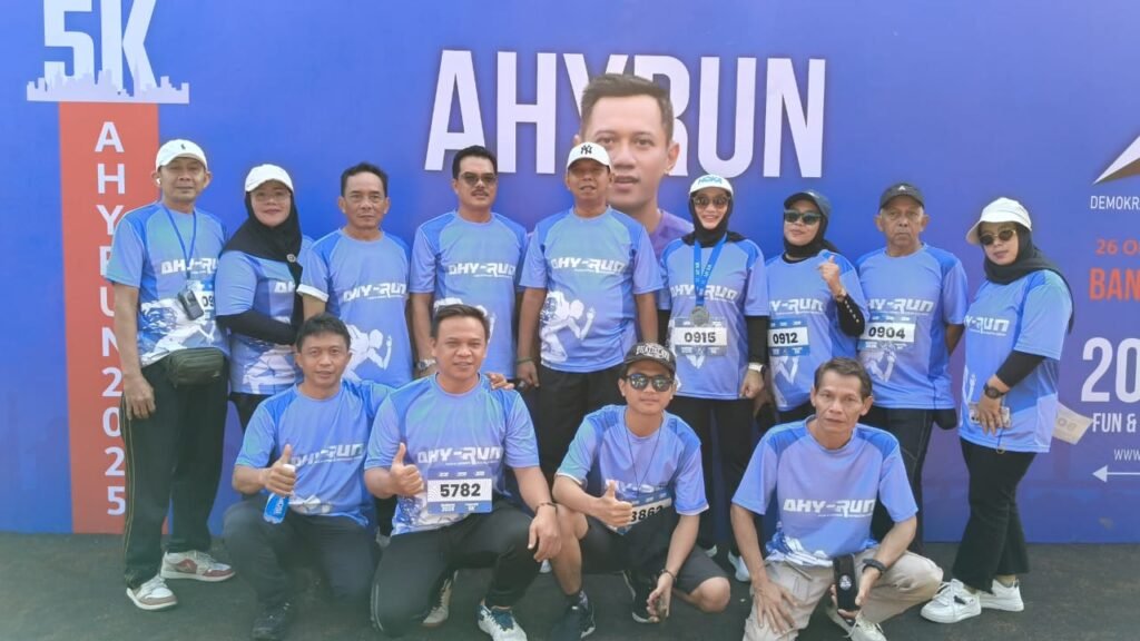 H. Iman Adinugraha Politisi Demokrat yang Konsisten Perjuangkan Kesejahteraan Masyarakat Sukabumi 2 WhatsApp Image 2025 10 26 at 10.53.13 241e984d
