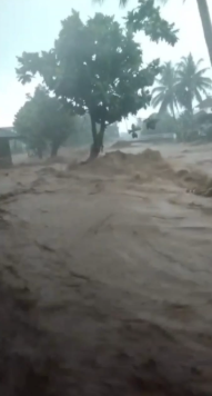 Gubernur Dedi Mulyadi Soroti Pembukaan Lahan di Hulu, Sebut Bencana Sukabumi Akibat Alam yang “Akut Rusak” 2 Screenshot 2025 11 01 130654