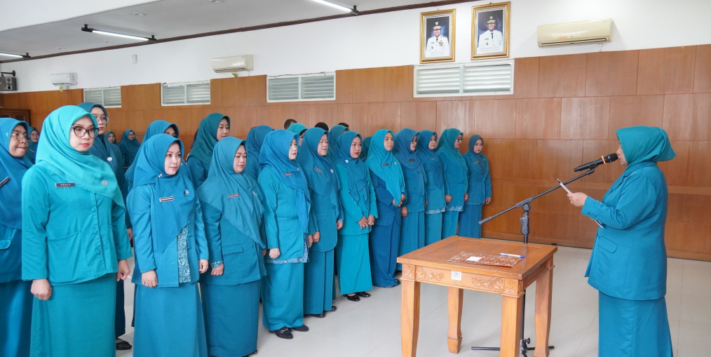 Bupati Sukabumi Lantik 23 Ketua TP PKK Kecamatan: “Mitra Strategis Pemerintah untuk Sejahterakan Keluarga” 2 Screenshot 2025 11 07 120110