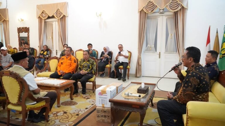 PEMKAB SUKABUMI SIAP KIRIMKAN BANTUAN UNTUK KORBAN BENCANA DI ACEH