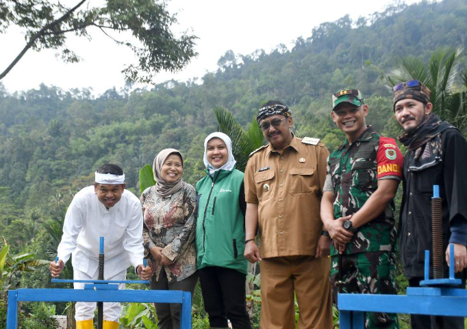 Gubernur Jabar Resmikan Renovasi PLTMH Ciganas, Dorong Warga Maksimalkan Listrik untuk Kegiatan Produktif 1 Screenshot 2025 12 01 171822