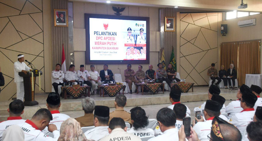 Apdesi Merah Putih Kabupaten Sukabumi Dilantik, Gubernur Jabar Tekankan Soliditas dan Percepatan Pembangunan Desa 1 Screenshot 2025 12 01 192453