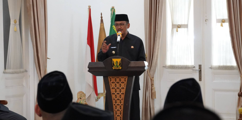 Bupati Sukabumi Kukuhkan dan Ambil Sumpah Jabatan Manajerial Pasca Perubahan SOTK 3 Screenshot 2026 01 08 185341