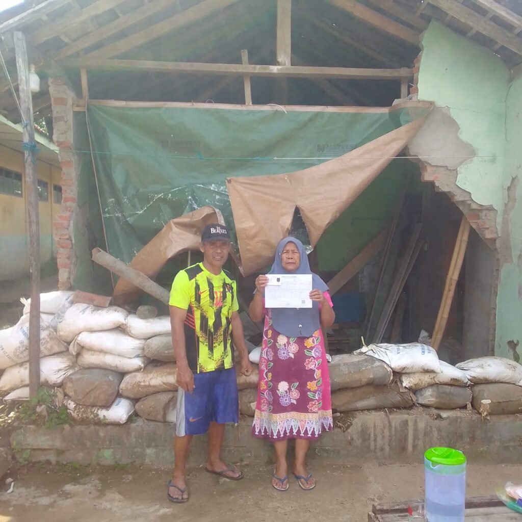 Lima Bulan Pascabanjir Bandang Cisolok, Korban Masih Bertahan di Tenda, Janji Pemulihan Dipertanyakan 3 WhatsApp Image 2026 04 06 at 18.47.49 2