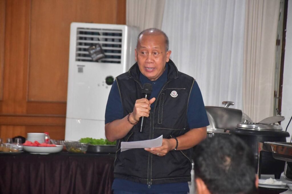 DAMPINGI WAKIL KETUA DPR RI KE CIPTAMULYA, BUPATI TEGASKAN PEMKAB SUKABUMI TERUS MENGAWAL HINGGA PEMULIHAN 2 WhatsApp Image 2026 08 11 at 11.39.46 AM 1
