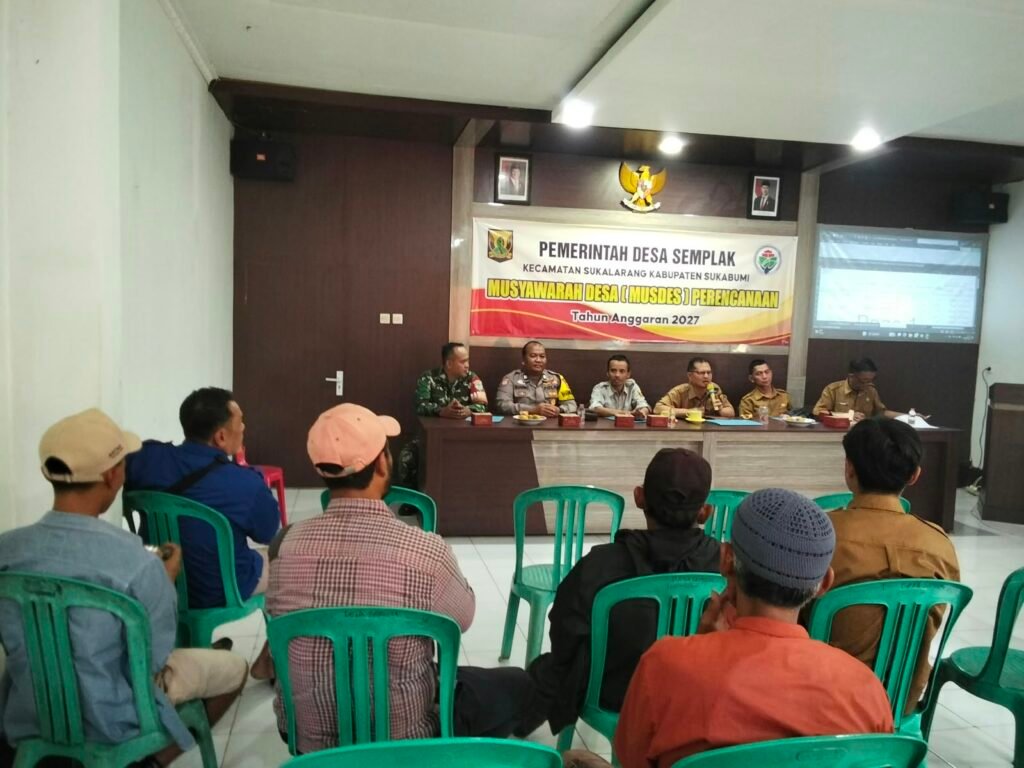 Tingkatkan Sinergitas, Babinsa Serda Somantri dan Bhabinkamtibmas Aiptu Sujarwo Hadiri Musdes Perencanaan TA 2027 Desa Semplak 2 WhatsApp Image 2026 08 11 at 17.10.331