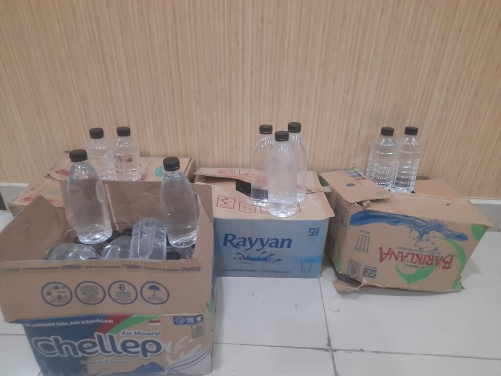 Satresnarkoba Polresta Sumenep Ungkap Peredaran Miras, Amankan 102 Botol 2 WhatsApp Image 2026 09 03 at 11.03.07 AM