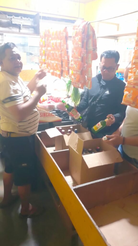 Satresnarkoba Polresta Sumenep Ungkap Peredaran Miras di Toko Kelontong Bangselok 2 WhatsApp Image 2026 09 23 at 20.34.29 2