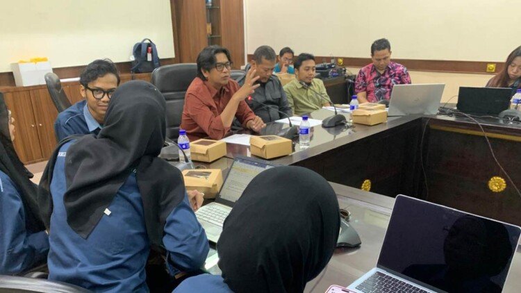 Mahasiswa Ramai-Ramai Datangi DPRD Jember, Candra: Jangan Anti Politik 2 WhatsApp Image 2026 10 03 at 13.39.02